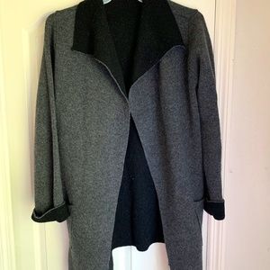 Long grey and black cardigan with tie